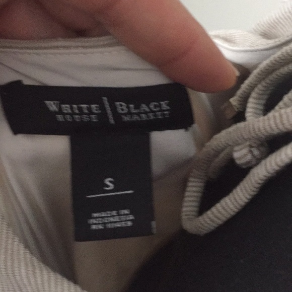 WHBM blouse - Picture 3 of 3